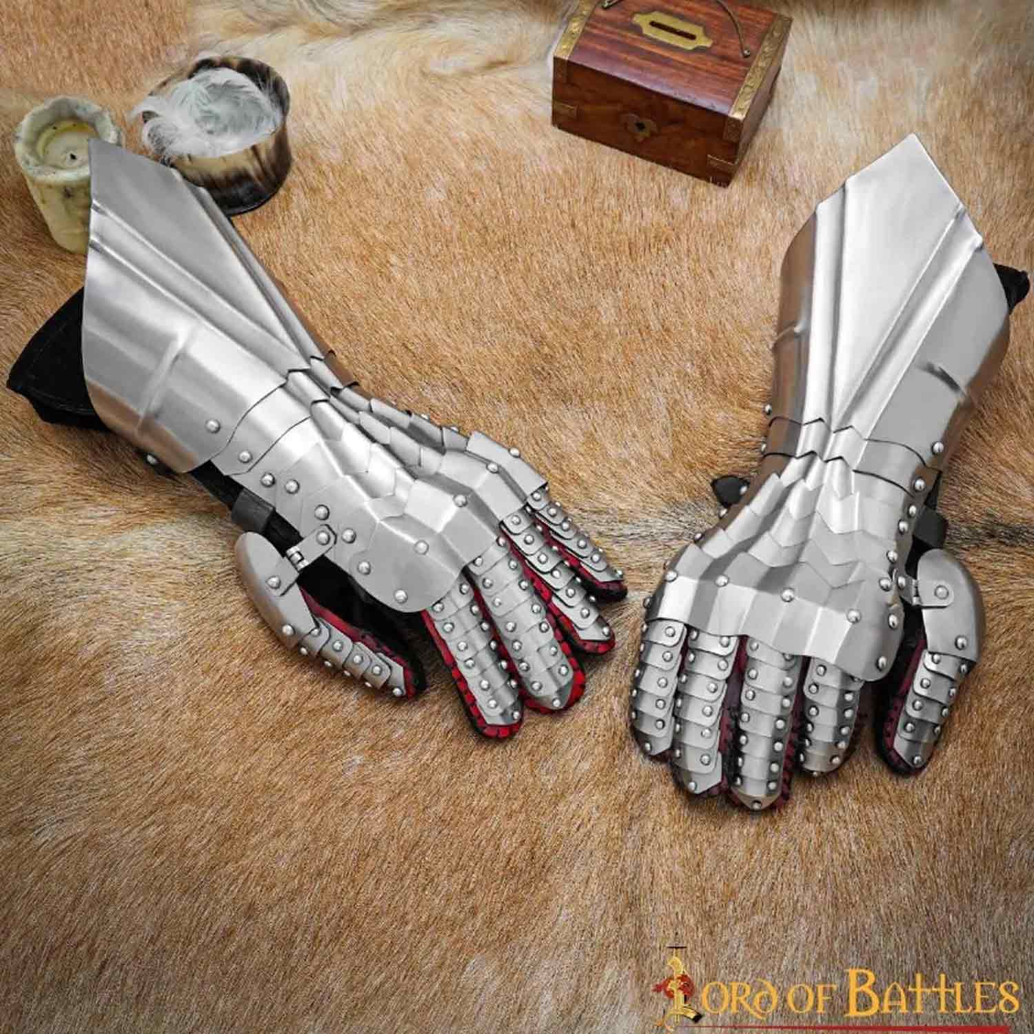 Knightly Steel Gauntlets with Leather Gloves Calimacil