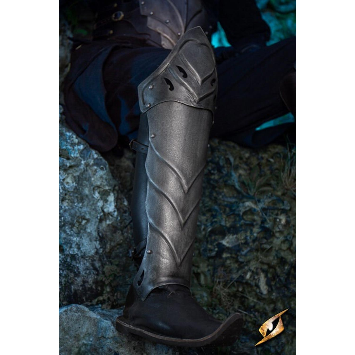 Eventide Greaves - Leather Leg Armor for LARP Protection – Calimacil