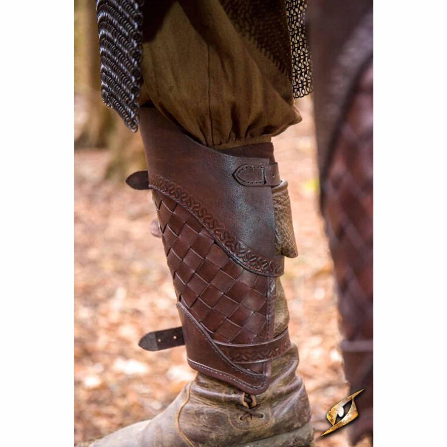 Ranger Greaves - Top Grain Leather Leg Armor for Adventurers – Calimacil