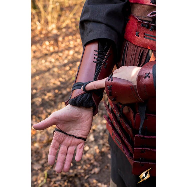 Samurai Leather bracers, larp or cosplay leather and metal bracers for  fantasy cosplay, accurate replica. : Handmade Products 