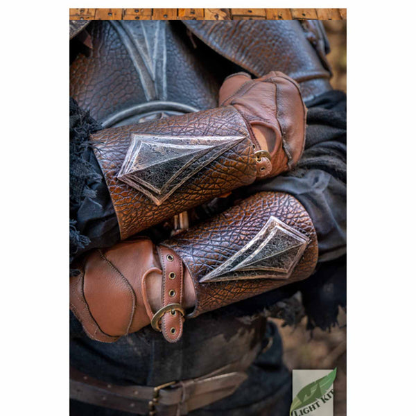Samurai Bracers - Medieval leather bracers for LARP – Les Artisans d'Azure