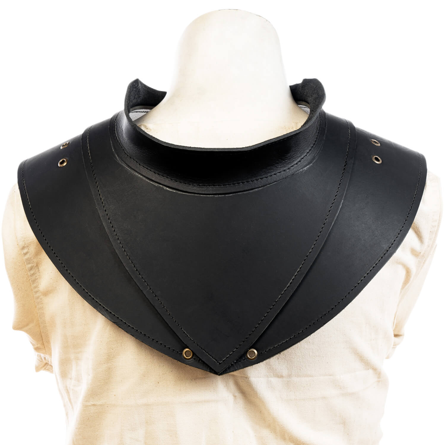 Shieldmaiden Neck Armor Heroic Les Artisans d'Azure Calimacil